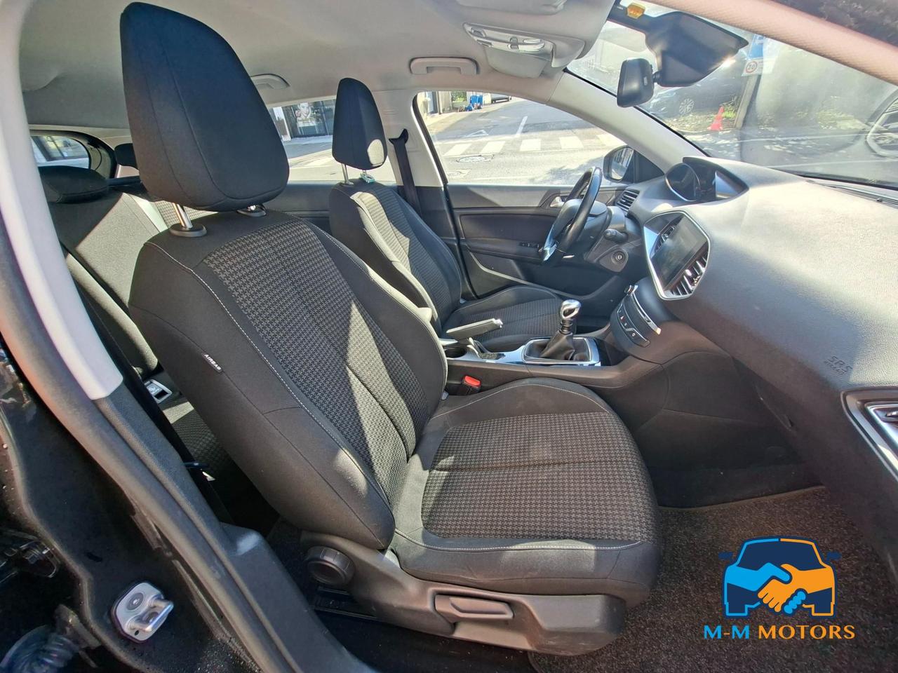 Peugeot 308 5 Porte 308 5p 1.5 bluehdi Active s&s 130cv