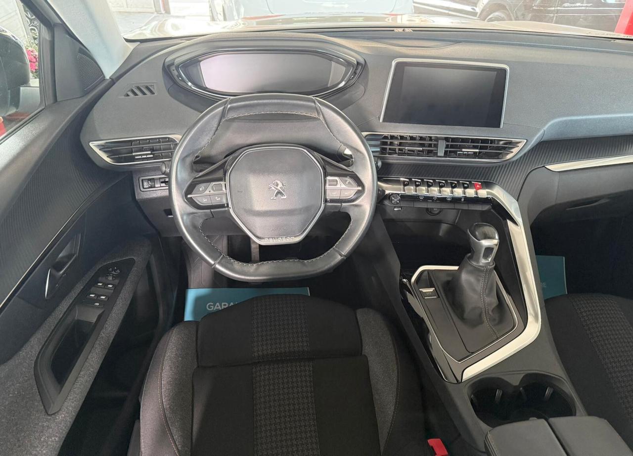 Peugeot 3008 BlueHDi 130 S&S Business