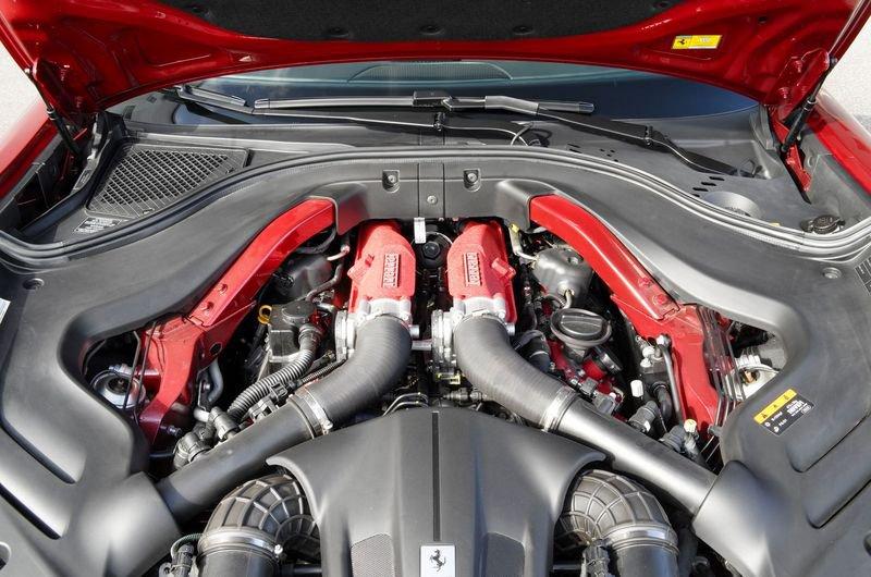 Ferrari Roma Spider Roma Spider - Elegantissima combo colori-Surround View