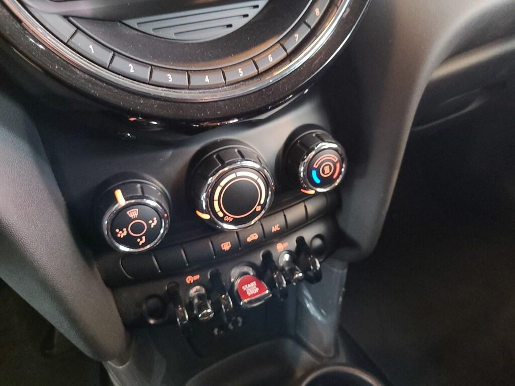 Mini Cooper D 1.5 D Cooper D Boost