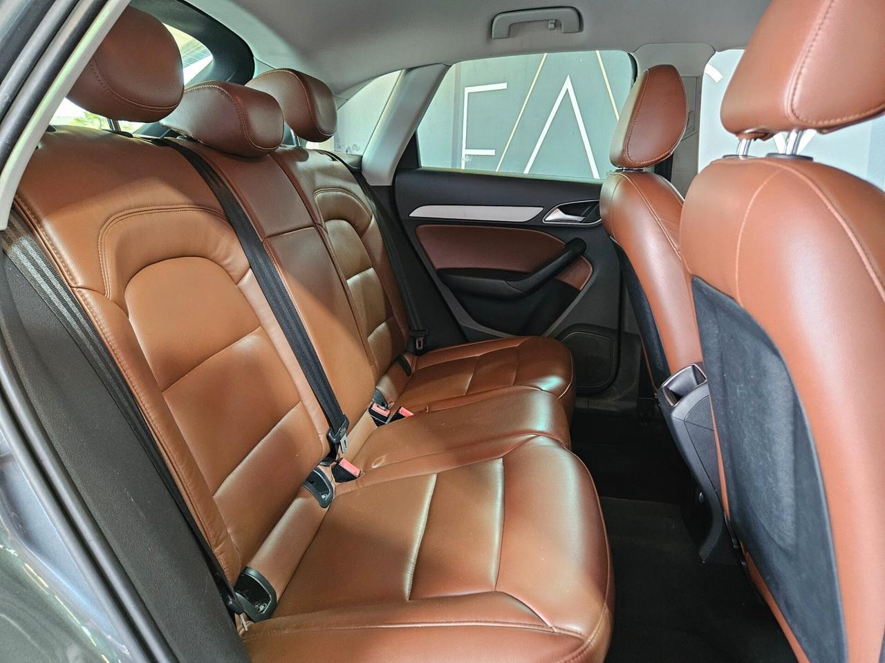 Audi Q3 2.0 tdi quattro 140cv s-tronic