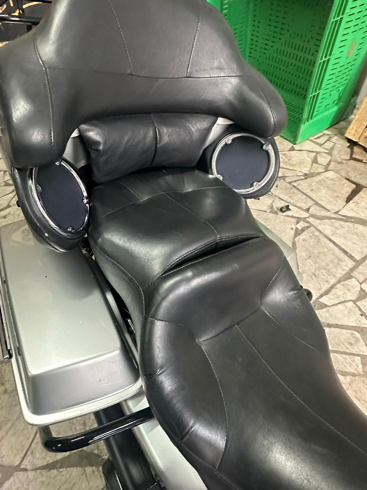 Harley-davidson FLHTCUI Ultra Classic Electra Glide 2003