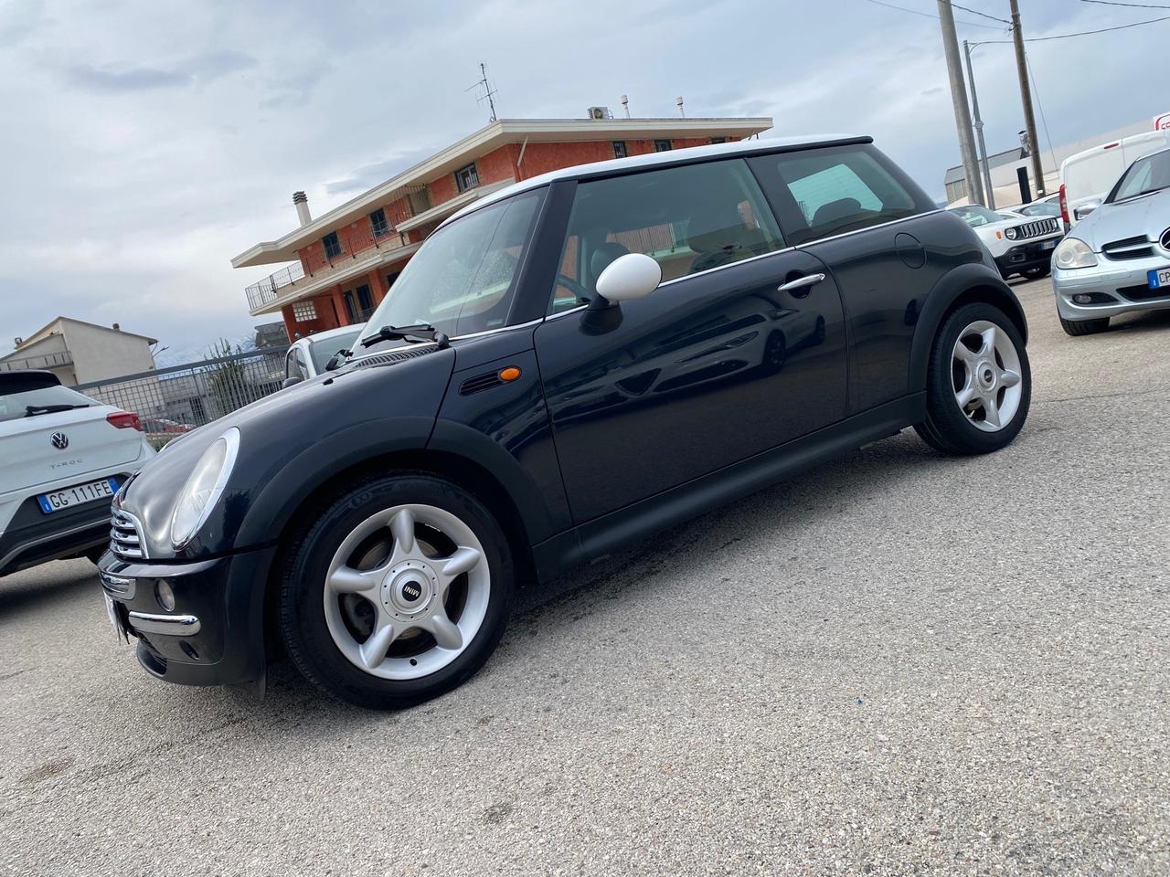 Mini Mini 1.4 tdi One D de luxe 75cv