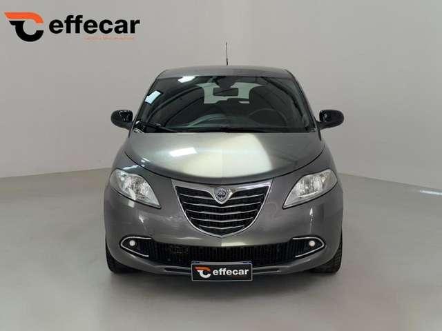 Lancia Ypsilon 0.9 TwinAir 85 CV 5 porte S&S Platinum