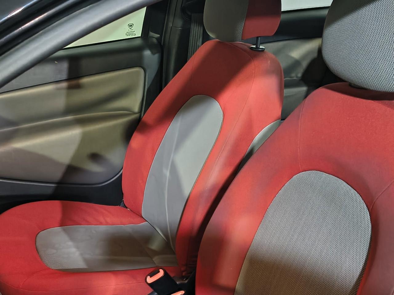 Lancia Ypsilon 1.3 MJT 90 CV Oro