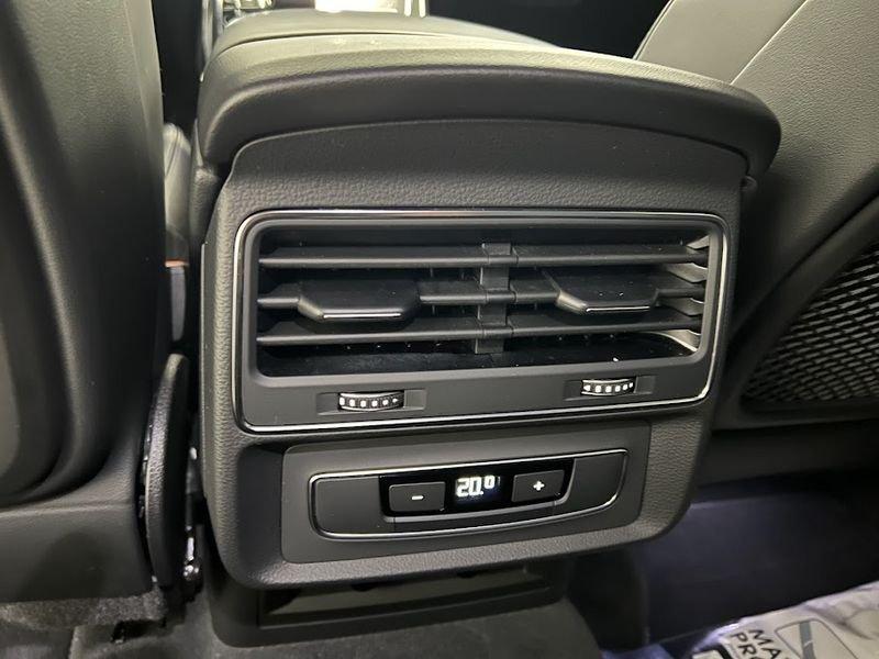 Audi Q8 Q8 55 TFSI quattro tiptronic Sport PHEV