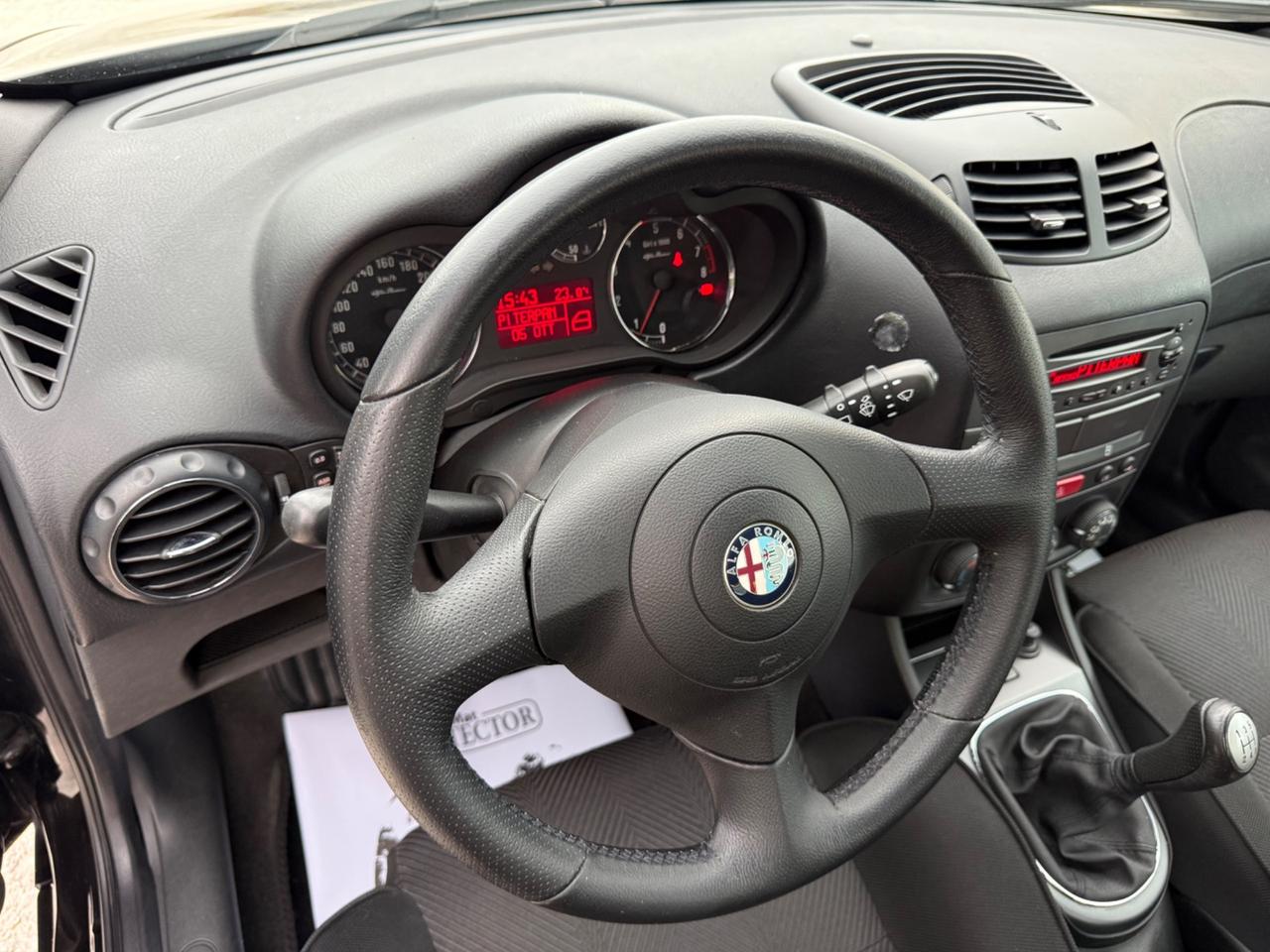 Alfa Romeo 147 1.6 16V TS (105) 5 porte Moving Unico P