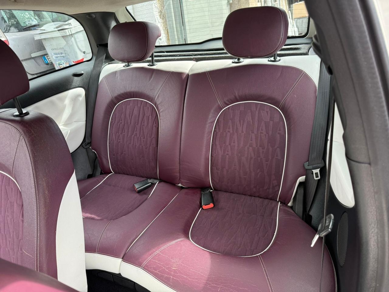 Lancia Ypsilon 1.4 Diva Ecochic GPL 2011