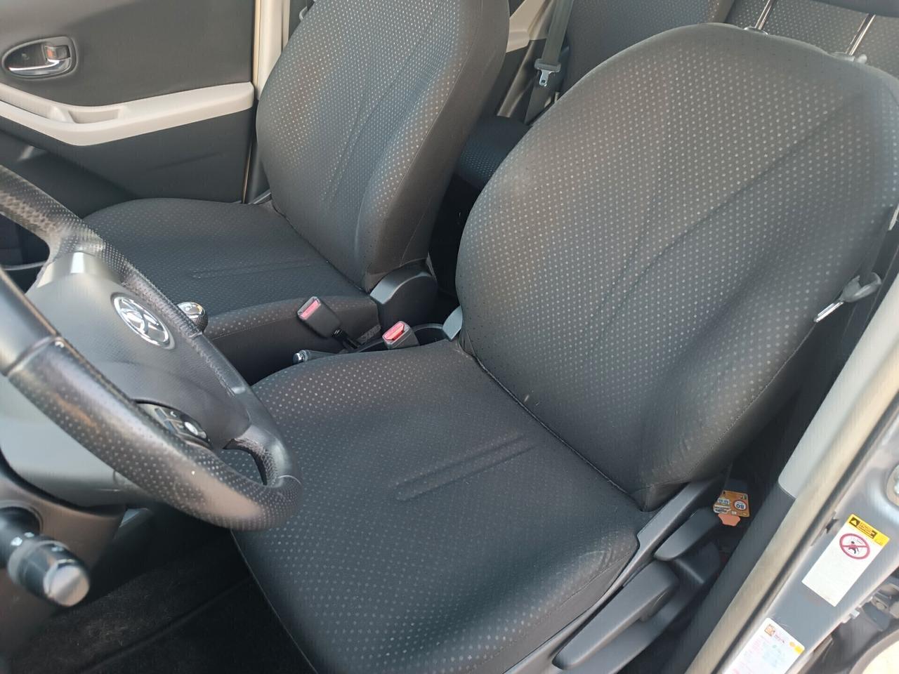 Toyota Yaris 1.3 benzina frizione nuova