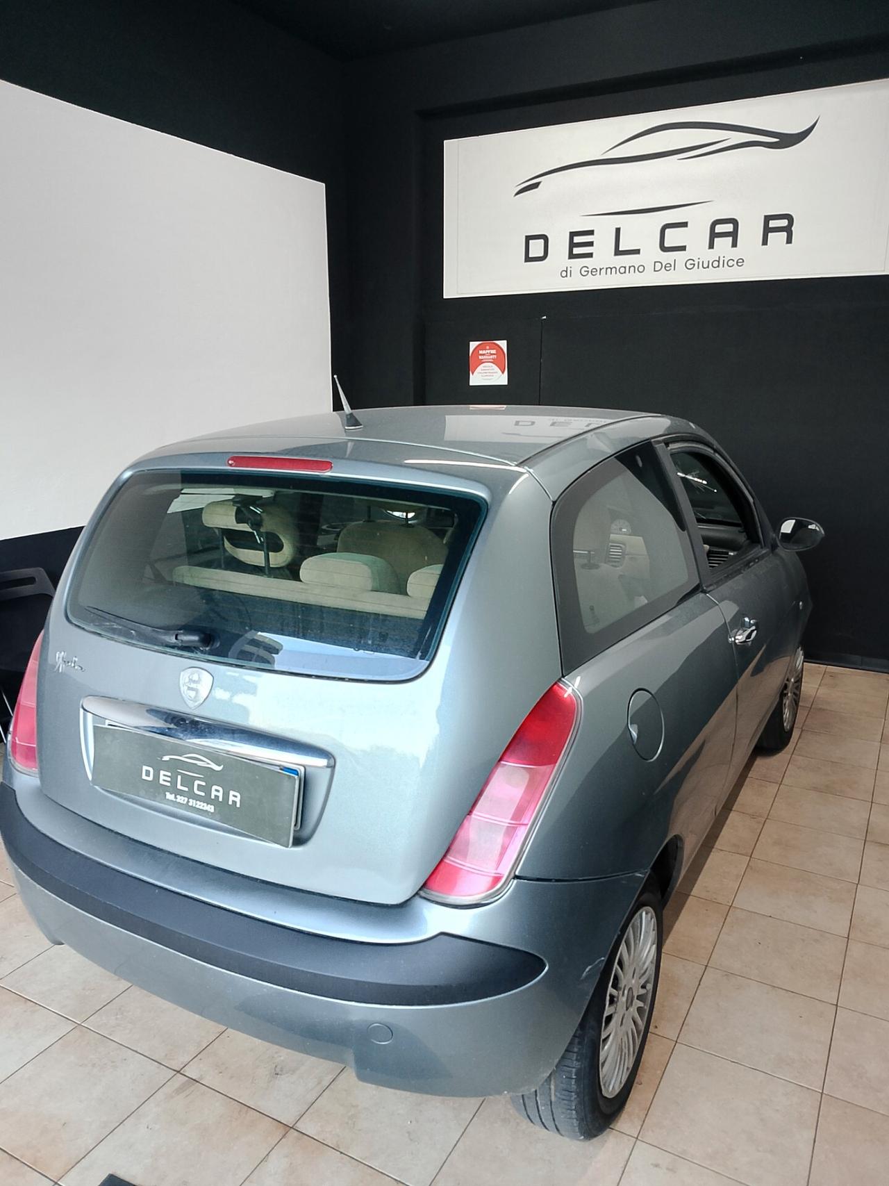 Lancia Ypsilon 1.2 Argento