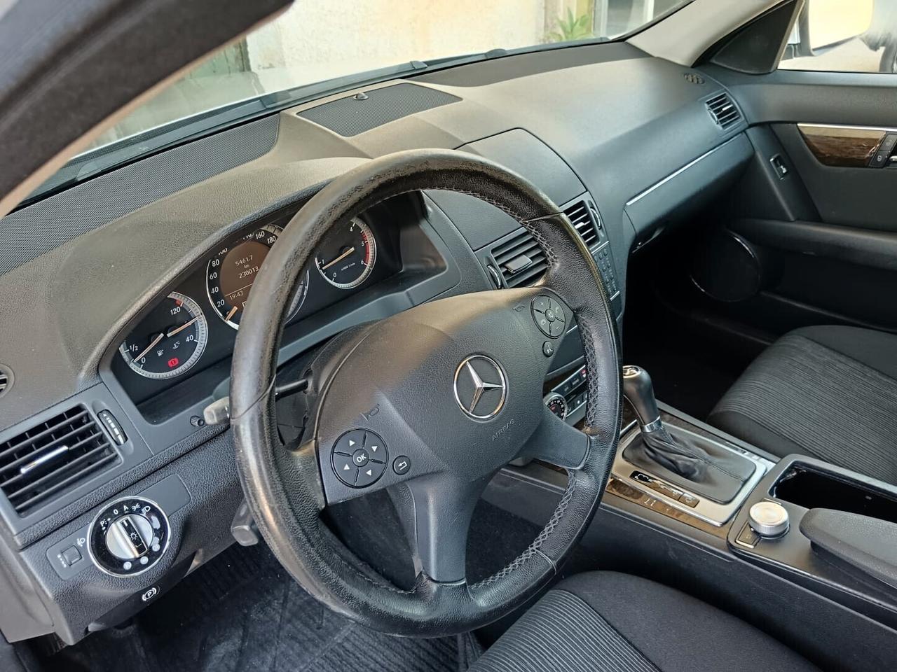 Mercedes-benz C 220 CDI Elegance Automatica
