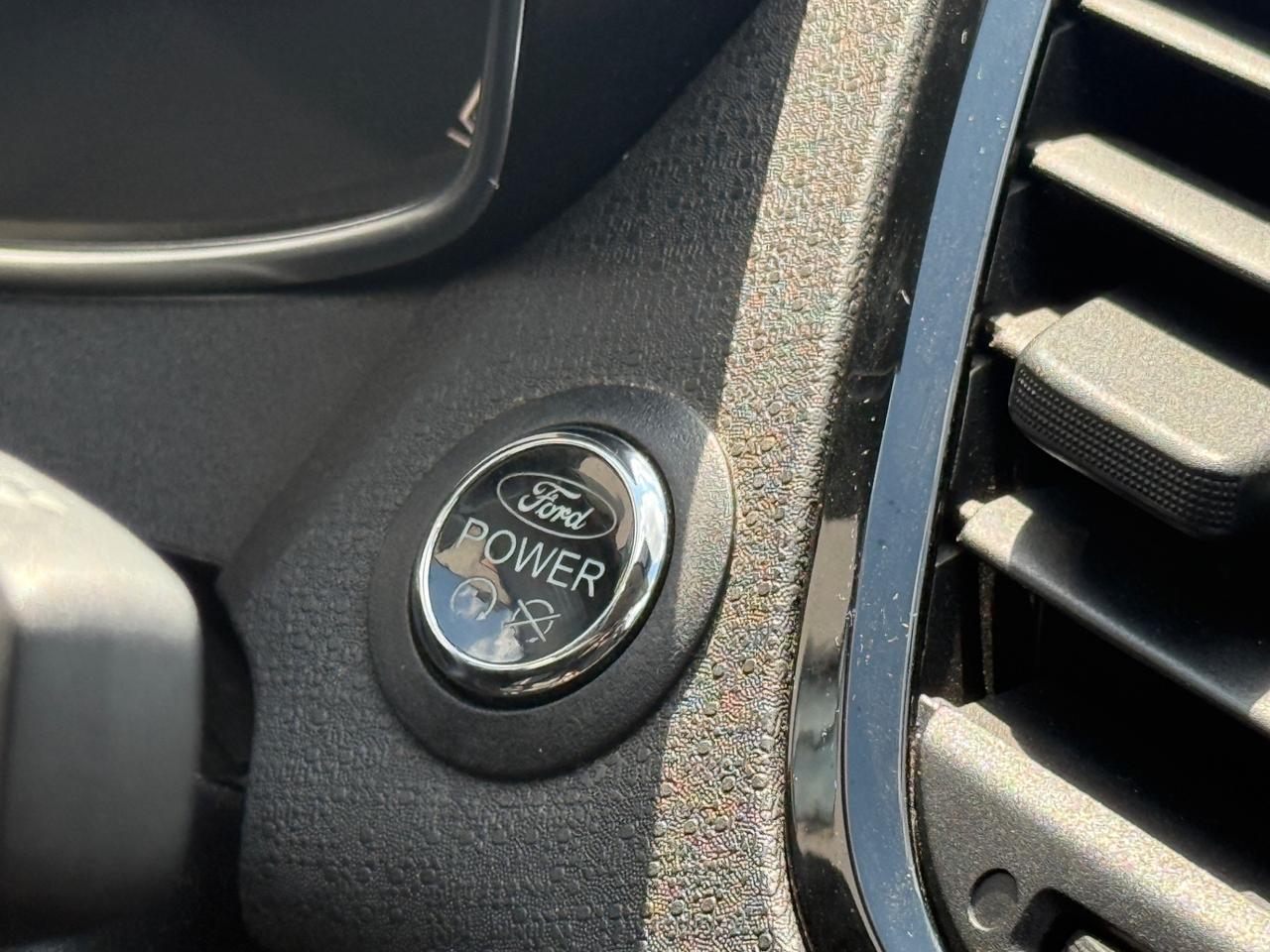 Ford Fiesta 1.0b. 5 porte|AUTOMATICO|NEOPATENTATI