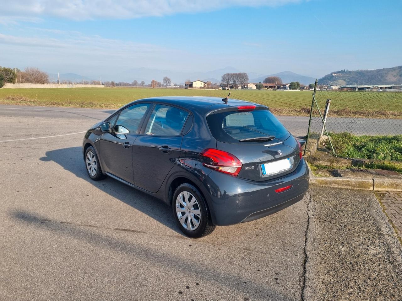 Peugeot 208 1.2 Benzina, 5 porte, Garanzia, 2019