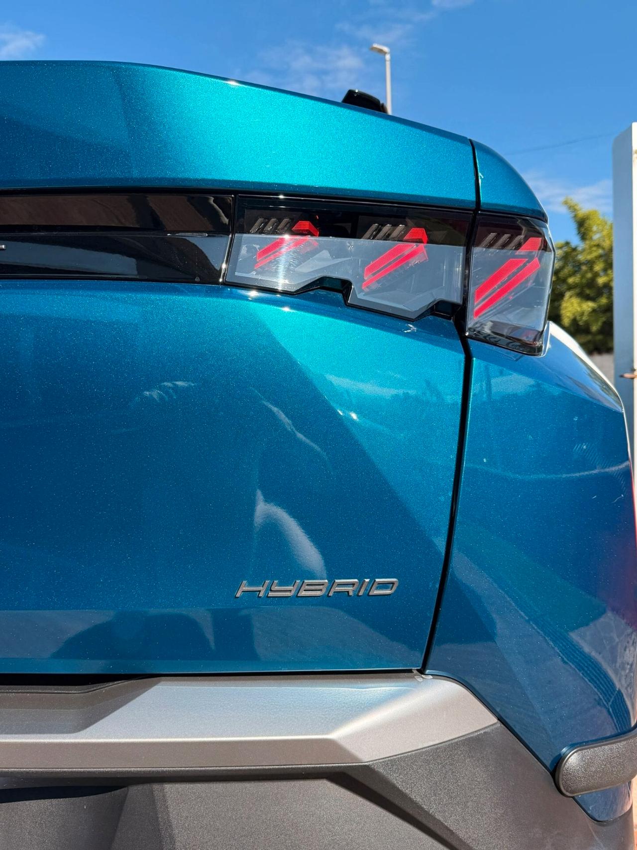 Peugeot 3008 Hybrid 136 e-DCS6 GT