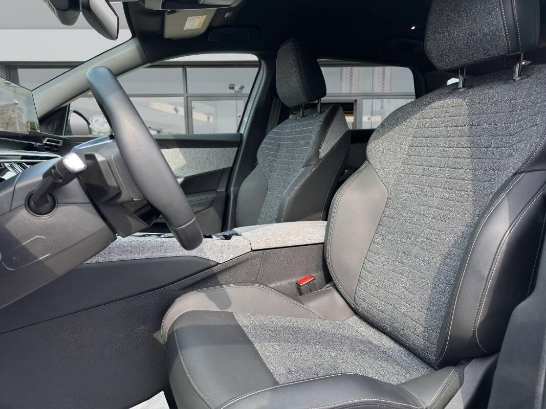 Peugeot 5008 1.2 hybrid Allure 145cv 7 posti Automatica