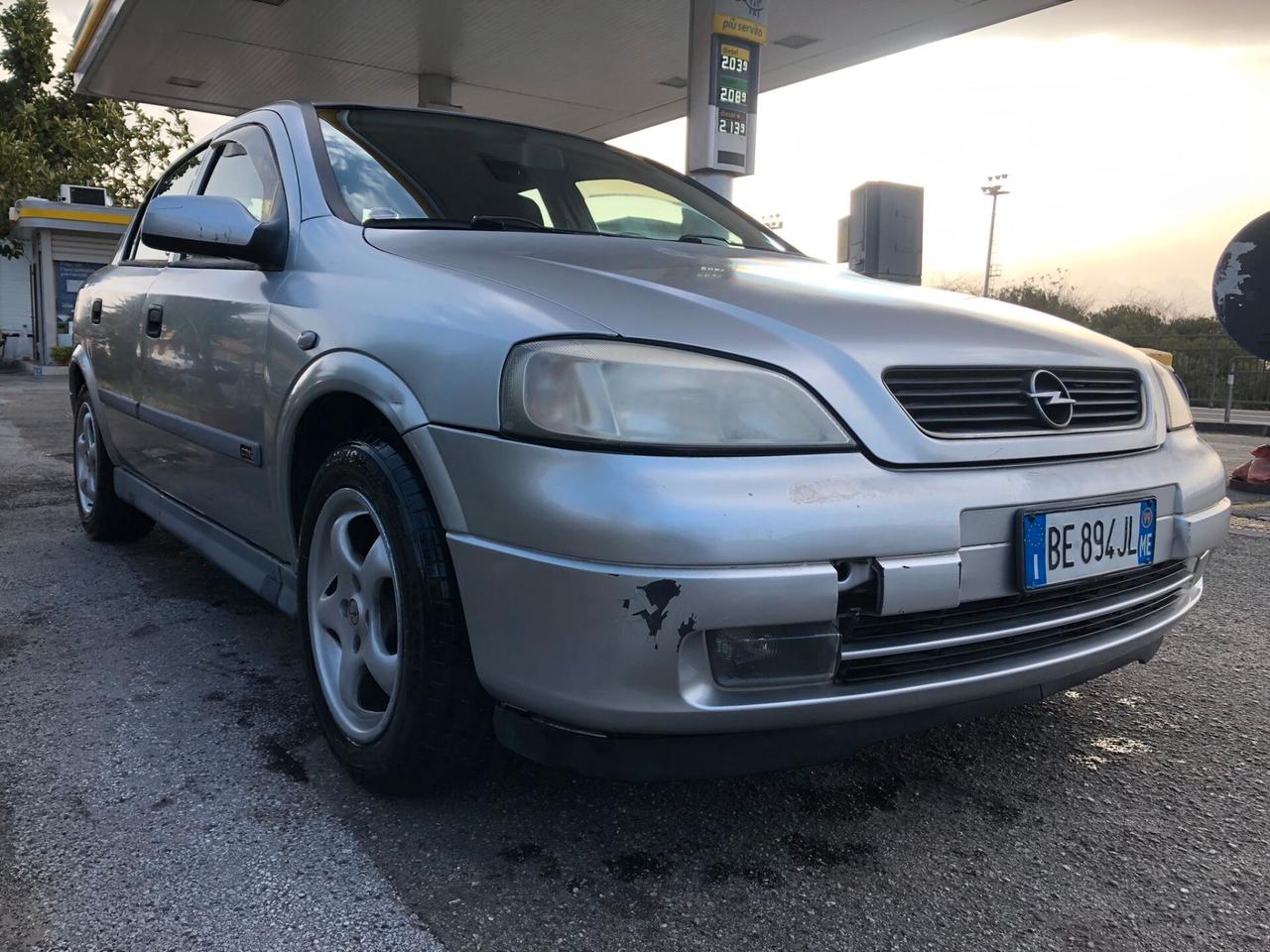 Opel Astra 1.6i 16V cat 5 porte Club