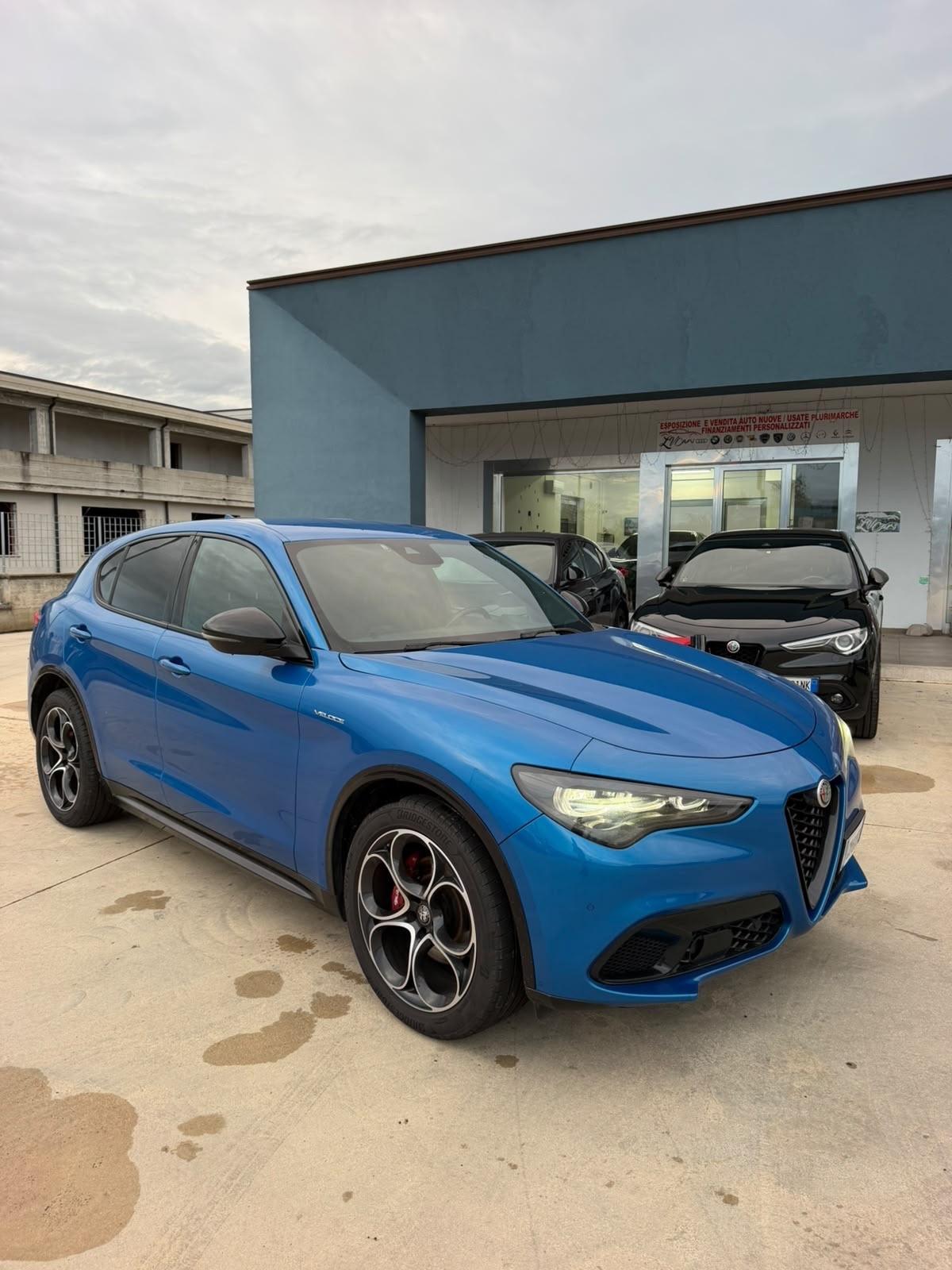 Alfa Romeo Stelvio 2.2 Turbodiesel 160 CV autocarro n1 Veloce