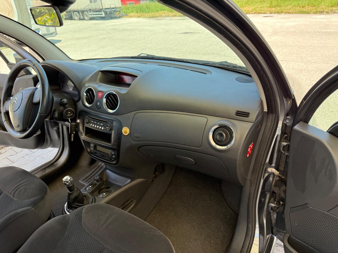 Citroen C3 exclusive 1.1 Benzina 90milaKM NEOPATENTATI