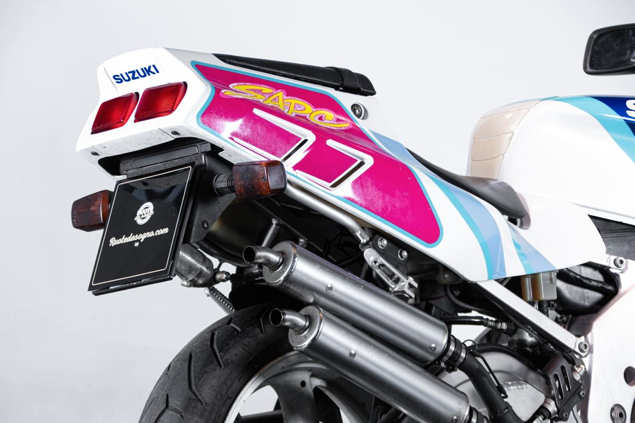 Suzuki RGV 250 GAMMA - 1992