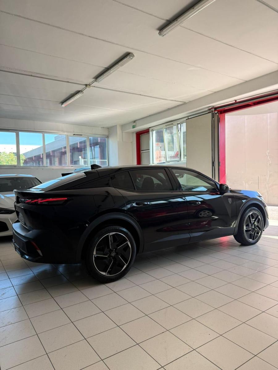 PEUGEOT - 408 - 130 GT EAT8