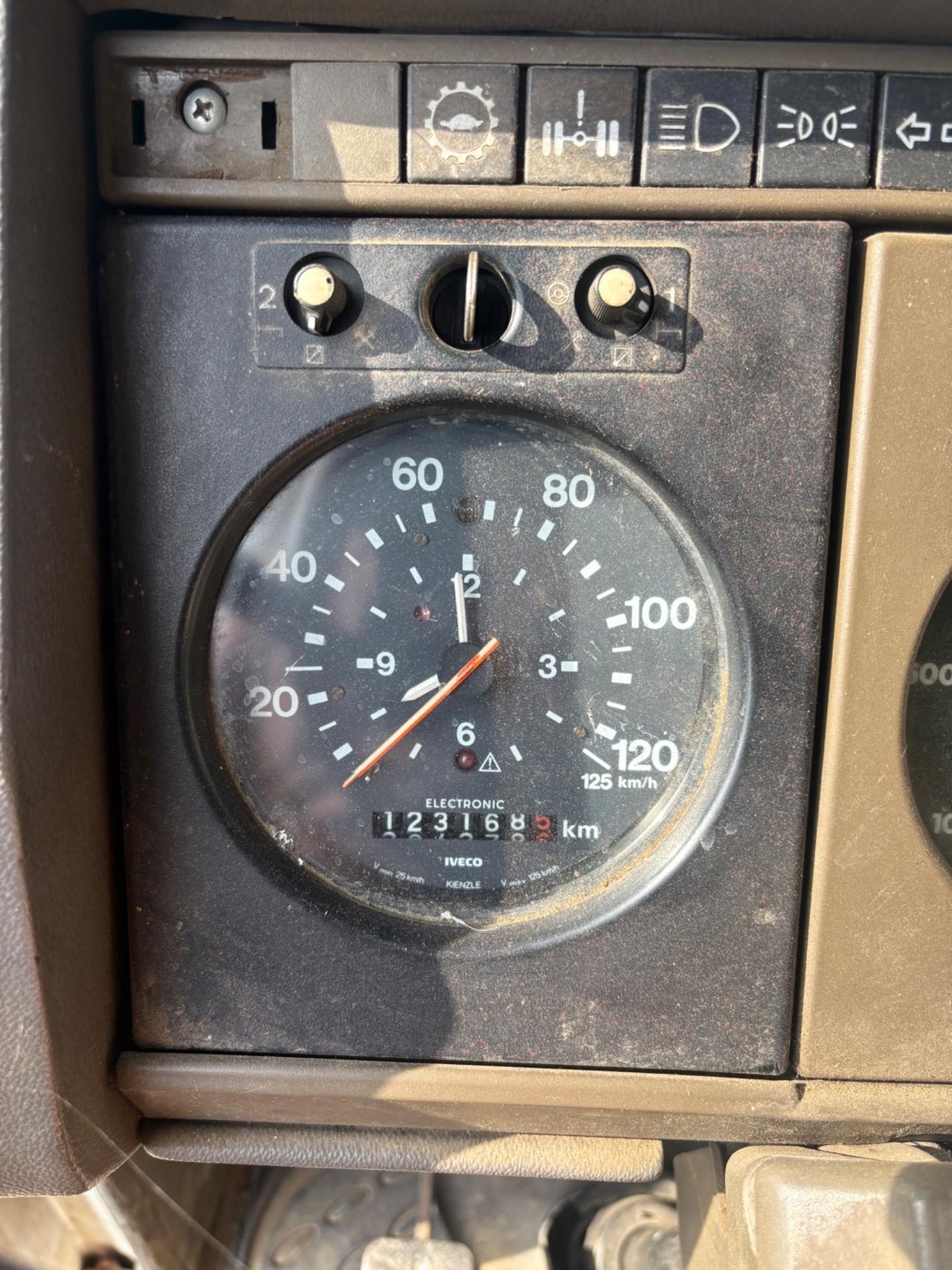 Iveco Turbotech 220 36 trattore 6x2