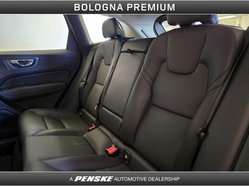 Volvo XC60 B4 (d) AWD Geartronic Inscription