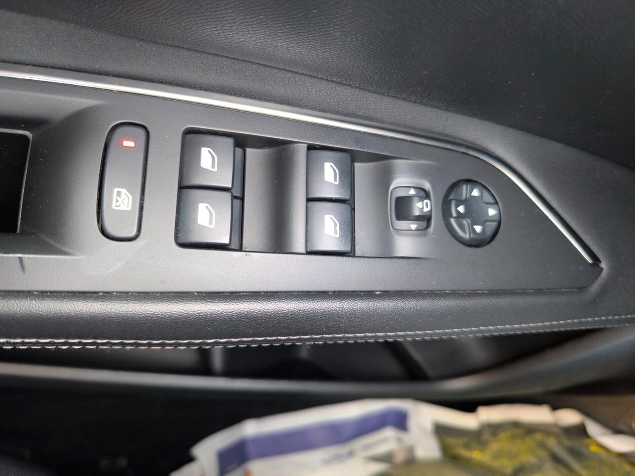 PEUGEOT 3008 ALLURE 1.6 HDI 130cv 09/19 TETTO/NAVI/LED