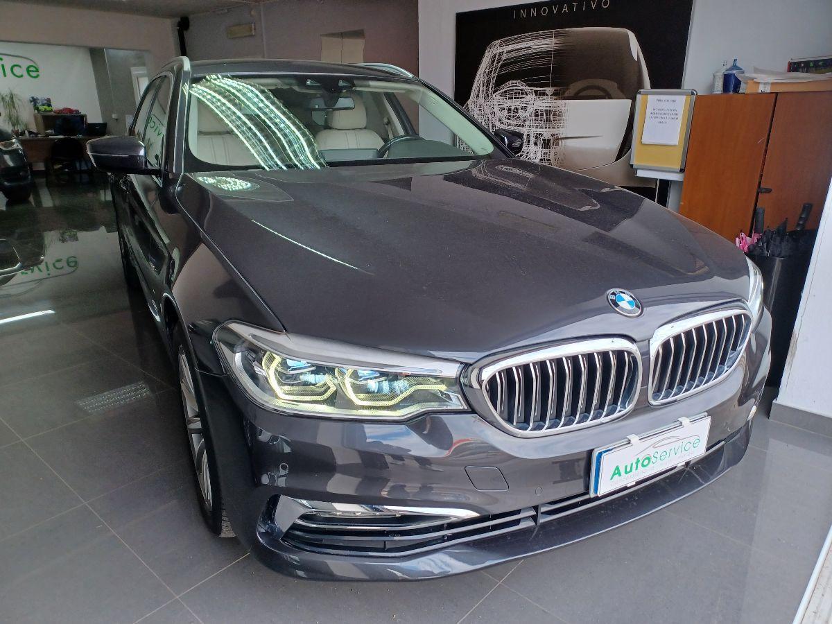 BMW - Serie 5 - 520d xDrive Touring Luxury