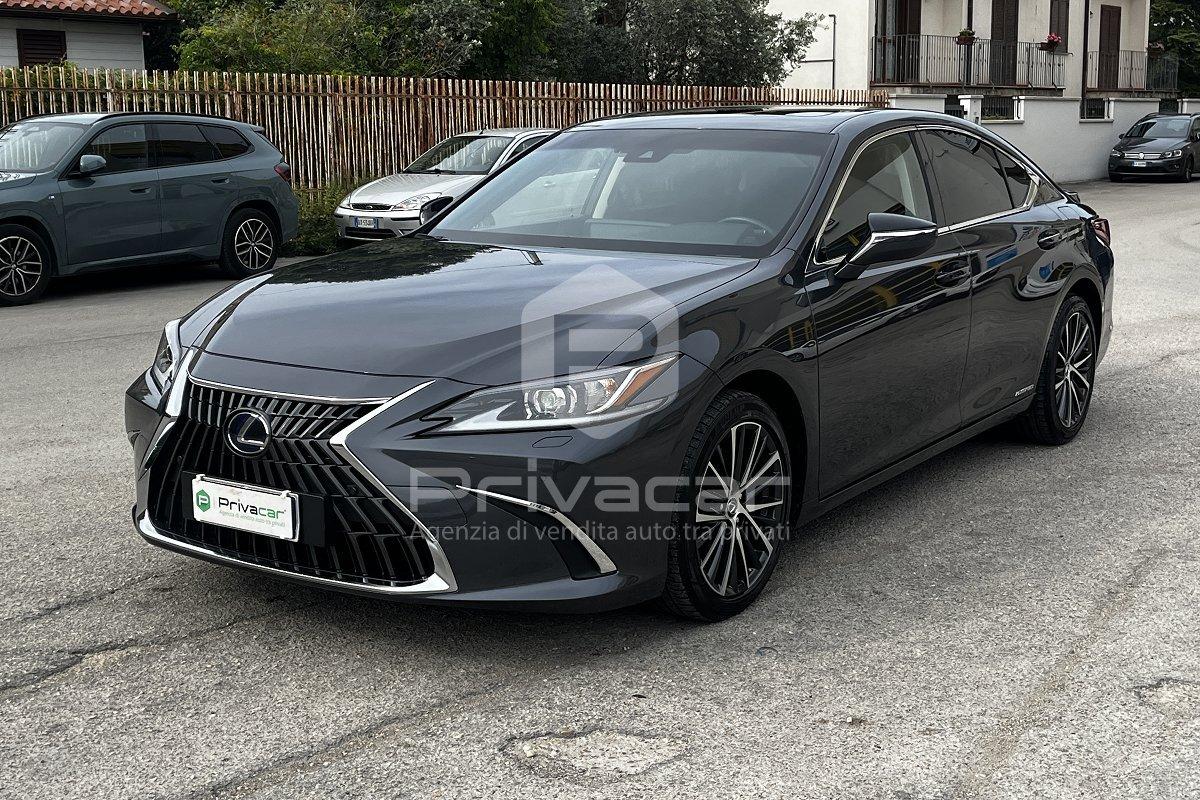 LEXUS ES Hybrid Executive