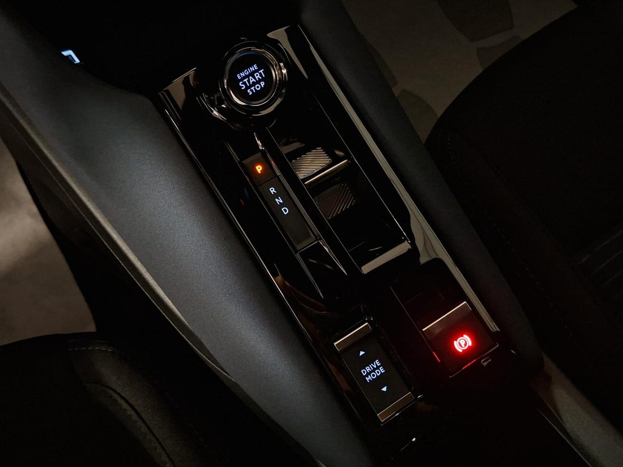 Alfa Romeo Junior 1200 Turbo mhev Hybrid eDCT6 Km. 0