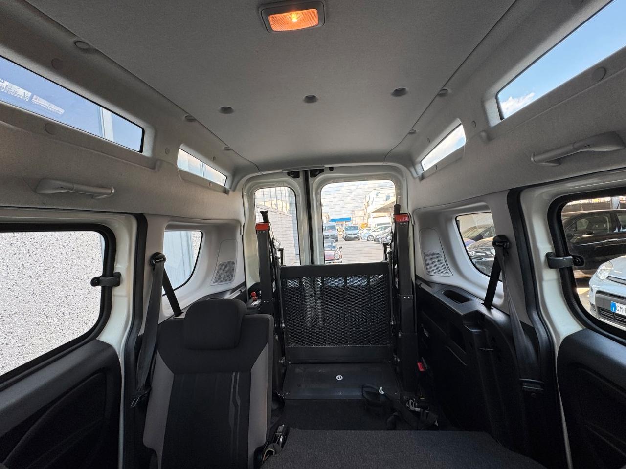 Fiat Doblo 1.6 mjt 16v Easy 95cv PEDANA DISABILI