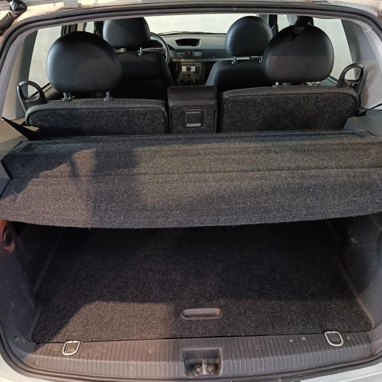 Opel Meriva 1.4 BENZINA NEOPATENTATI