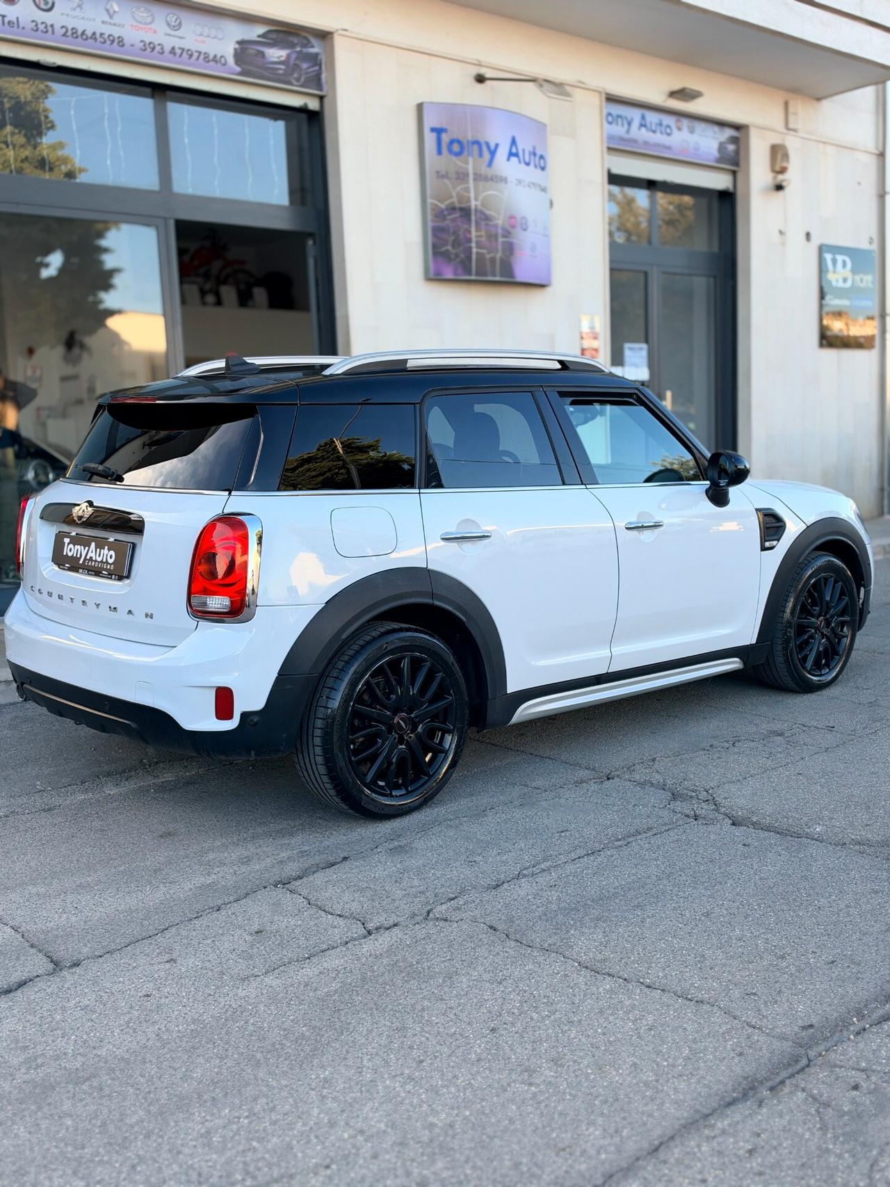 Mini Cooper D Countryman Hype auto my18 BICOLORE CON TETTO NERO, NAVI,FULL LED, BLUETOOTH,SCHERMO DIGITAL