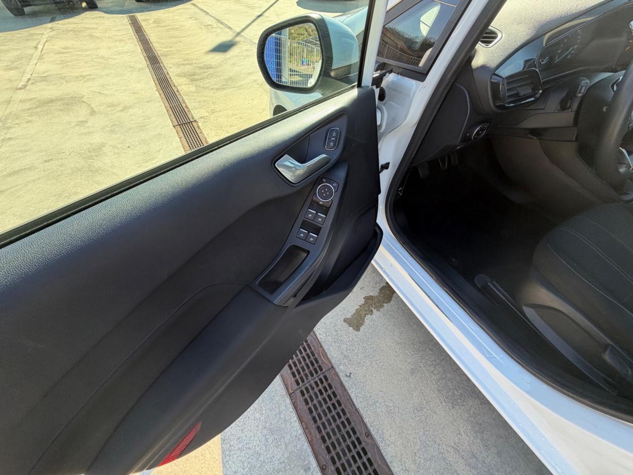 Ford Fiesta 1.5 EcoBlue 5 porte Connect