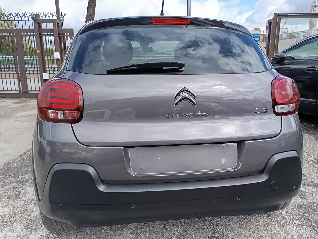 Citroen C3 1.2 PureTech 83CV Shine Pack