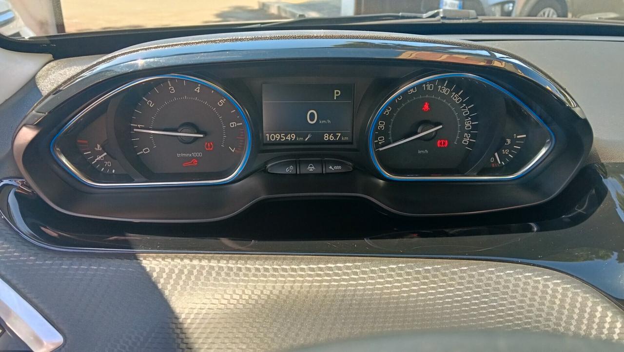 PEUGEOT 2008 AUTO -PREZZO PROMO!