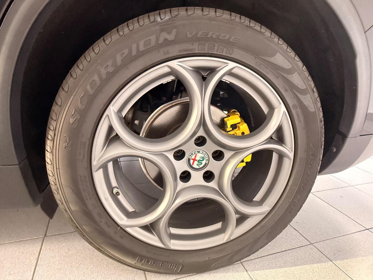 Alfa Romeo Stelvio 2.2 t Super Q4 210cv auto