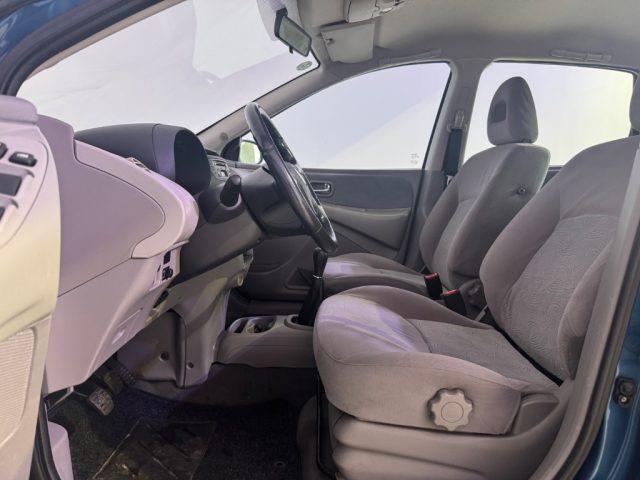 NISSAN Almera Tino 1.8i 16V cat ZX