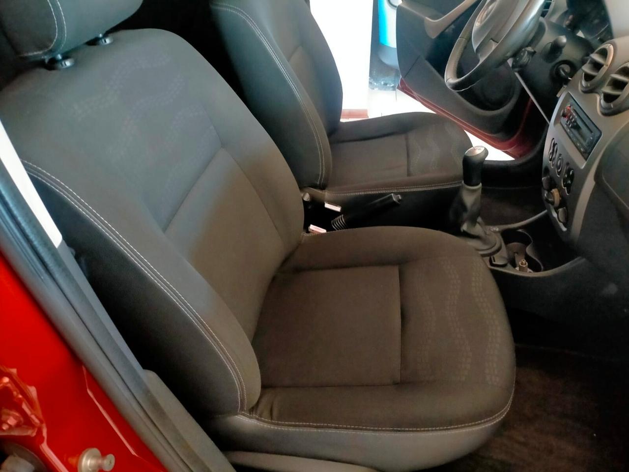 Dacia Sandero Stepway 1.6 8V GPL 85CV