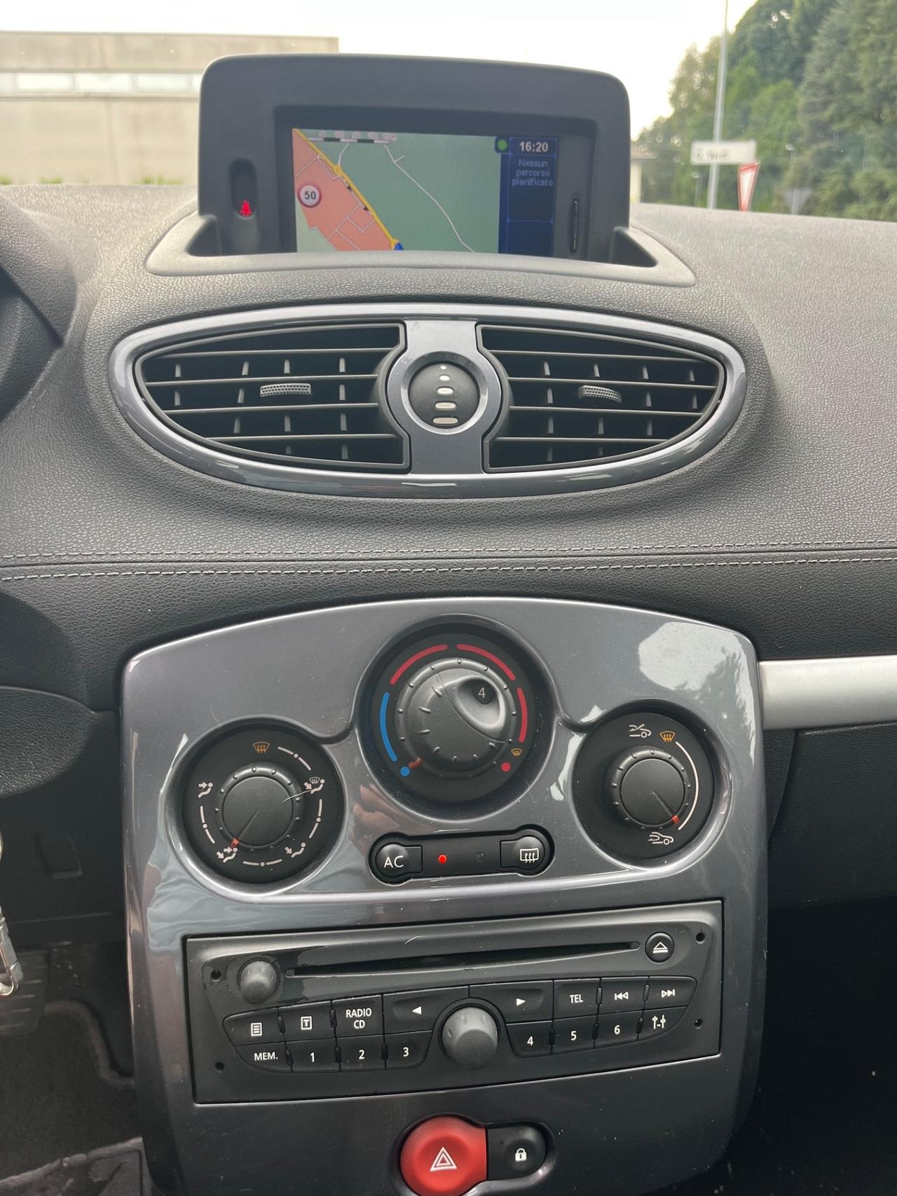 Renault Clio 1.2benzina/101CV/neopatentati/Euro5/5Porte