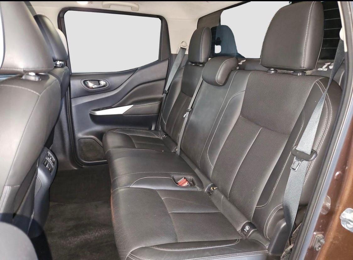 Nissan Navara 2.3 dCi 190 CV 4WD Double Cab N-Connecta