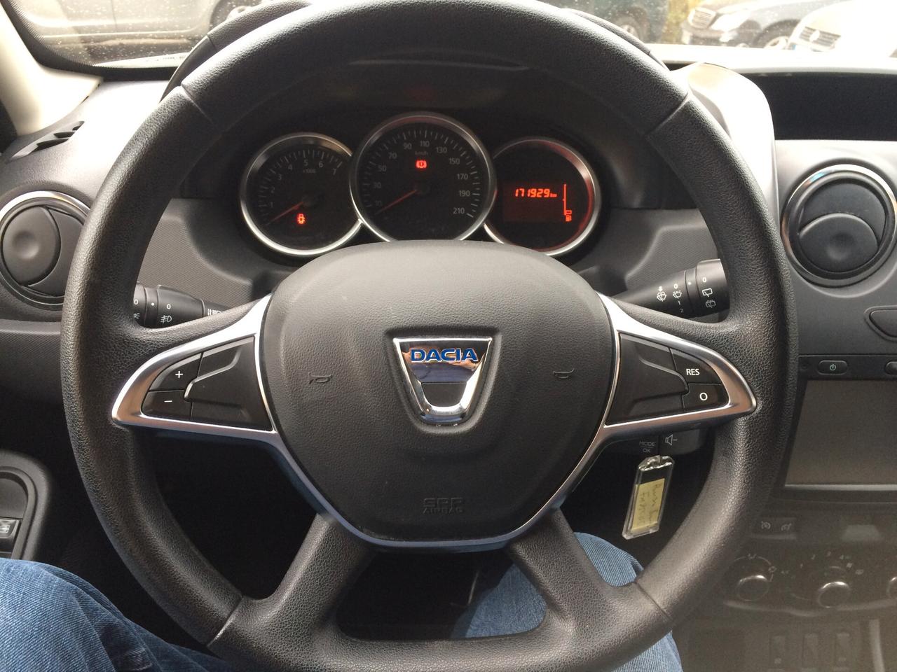 2017 Dacia Duster 1.5 dCi 110CV 4x2 tagliandata con cinta distribuzione eseguita a km 171000!