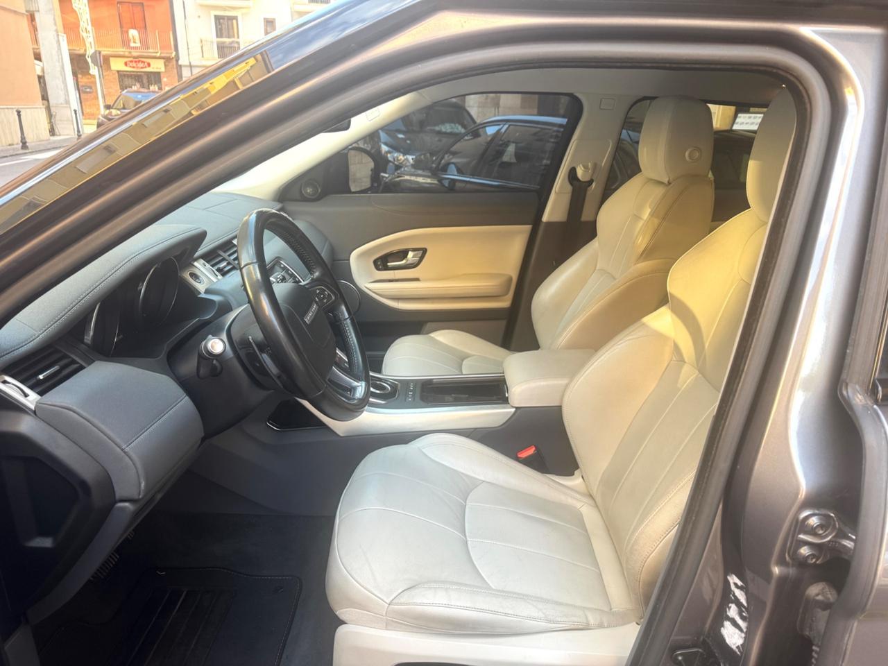 Land Rover Range Evoque 2.0 TD4 180 CV 5p. Edition