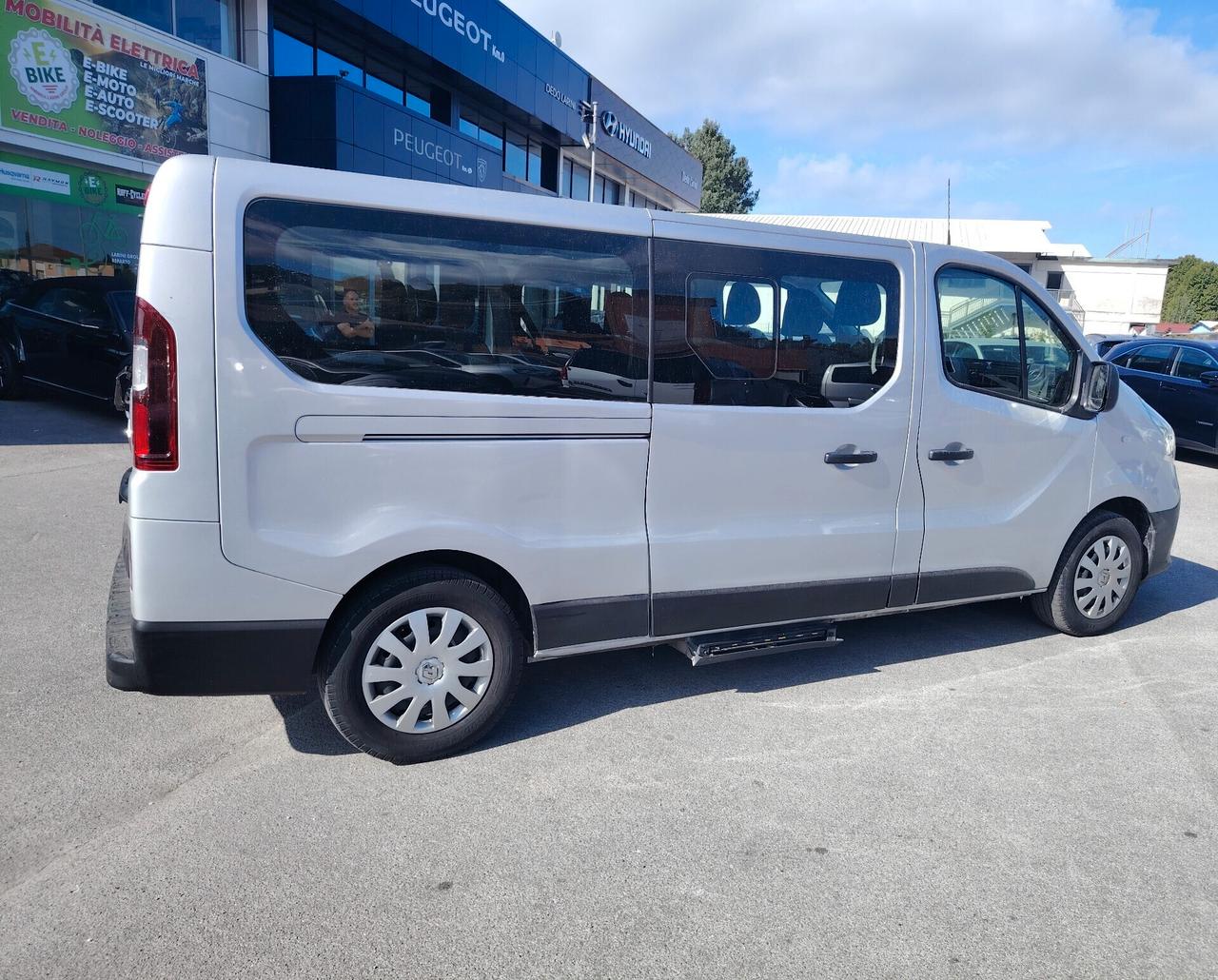 Renault Trafic T27 2.0 dCi 120CV PC-TN Zen 9 POSTI