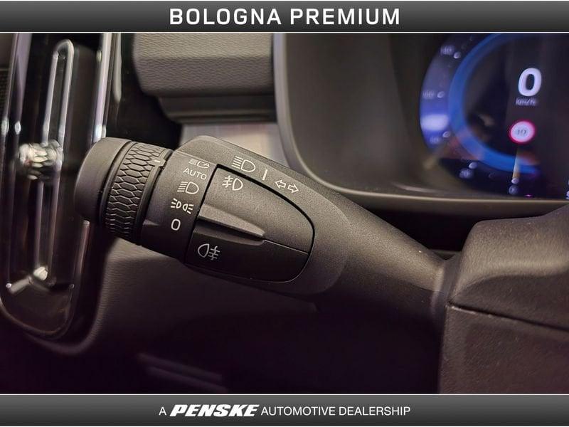 Volvo XC40 XC40 B3 automatico Core