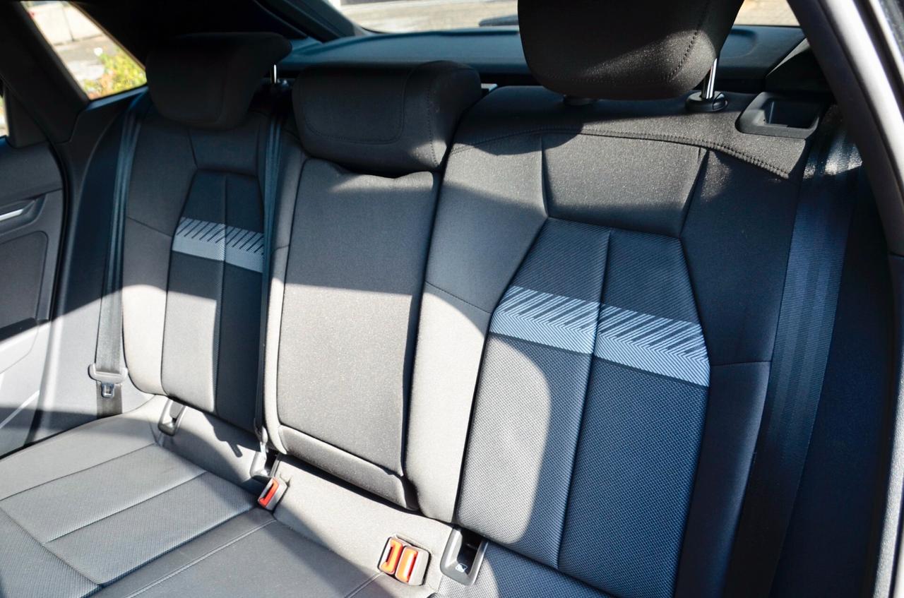 AUDI A3 SPORTBACK 35 2.0 TDI S-LINE EDITION 150cv S-TRONIC, GARANZIA AUDI 3/27, SERVICE AUDI, FULL LED, APPLE ANDROID, 18", PERMUTE