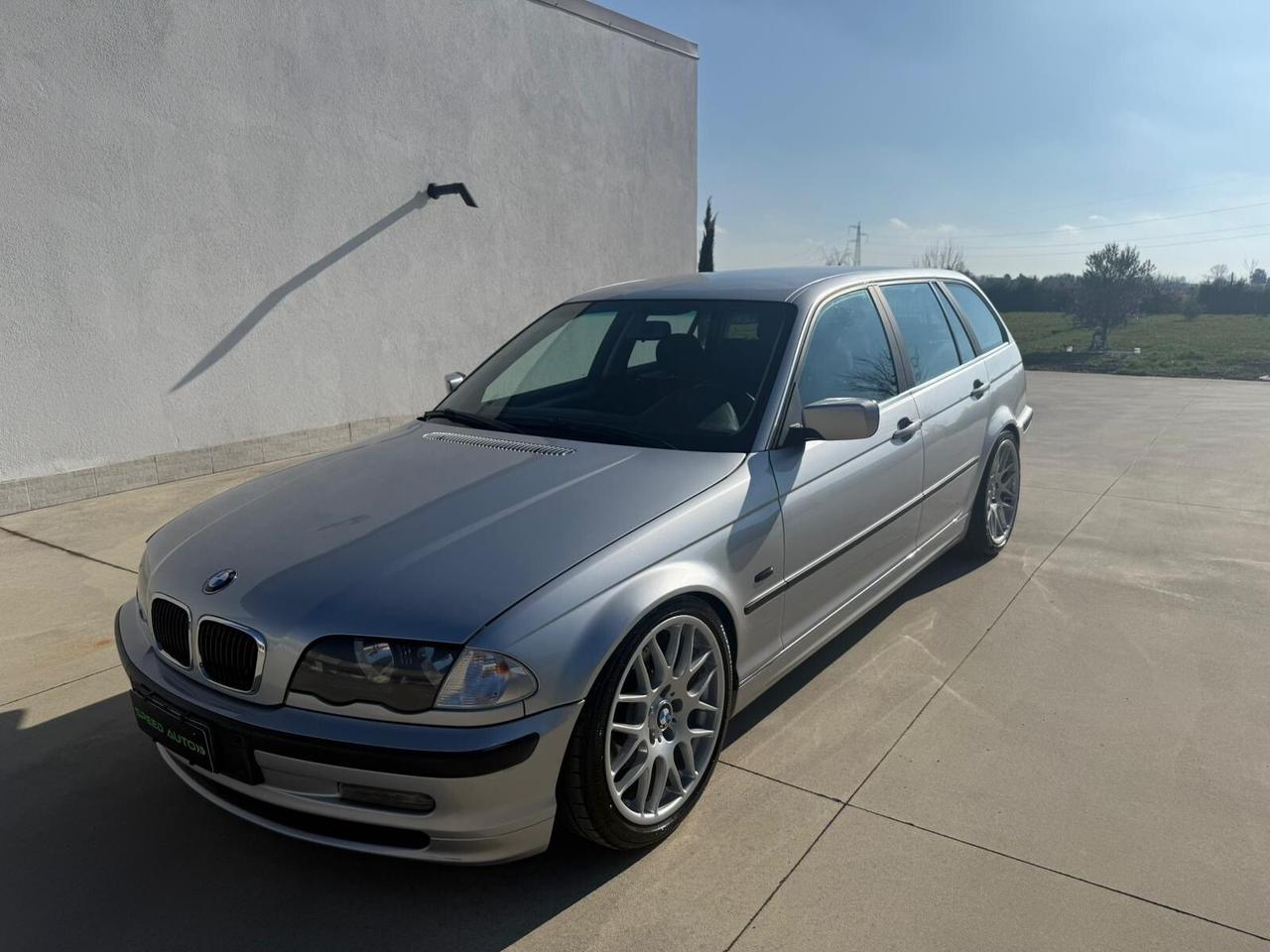Bmw 320i (2.2) 170 Cv Touring Attiva automatica