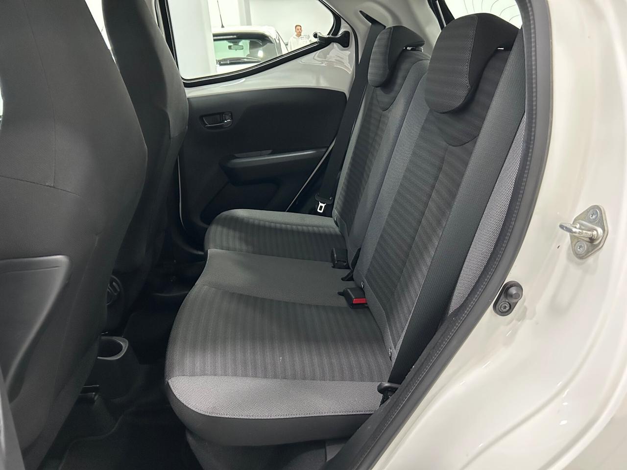 Toyota Aygo 1.0 VVT-i 72 CV 5 porte x-cool