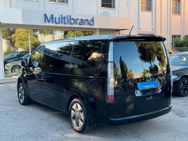 Hyundai Staria 2.2 AT 2WD 9 posti Wagon
