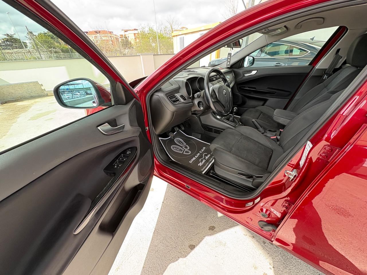 Alfa Romeo Giulietta 1.6 JTDm-2 105 CV Distinctive